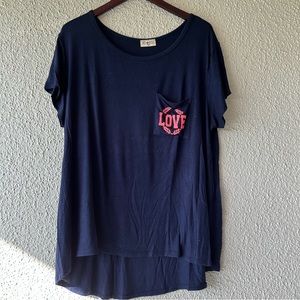 Free Kisses Navy Blue short sleeve t-shirt with love graphic on the back 3X